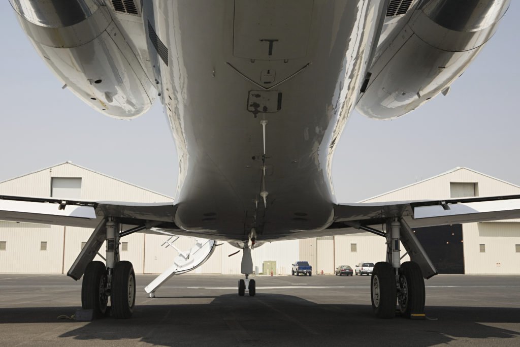 包机与部分喷气机所有权:成本比较